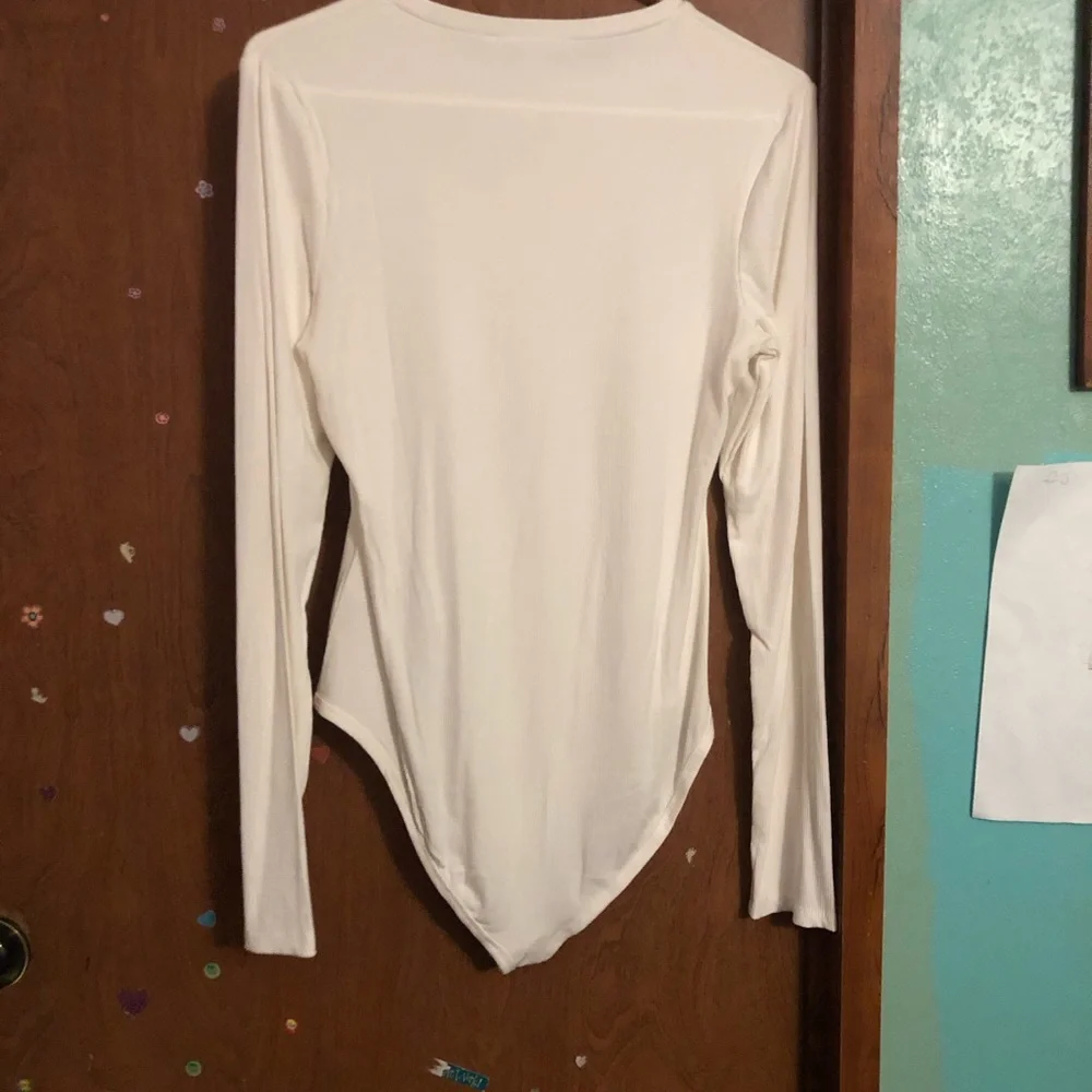 NWT Edited By Remi Bader Ladies Long Sleeve Bodysuit Color ( Cloud Dance) - Picture 6 of 10